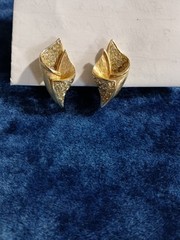 Vintage Francois clip earrings. This is for a pair of signed, vintage earrings