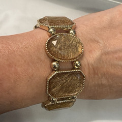 2 Retro Gold Tone Link Stretch Bracelet MCM Quiet Luxury Retroglam Careerchic