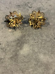 2 vintage Gold tone brooches pins with faux pearls and Rhinestones