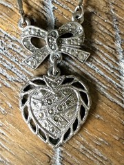 Vintage 1928 Heart And Bow Pendant Necklace Silver Tone Marcasite Accents 17”in