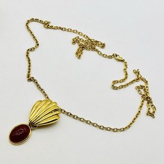 Vintage Signed Weingeroff Scarab Necklace Red Carved Stone Gold Tone Pendant 28″
