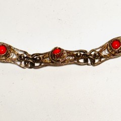 STERLING SILVER bracelet filigree scrolled panel links tiny coral glass cabs 10g