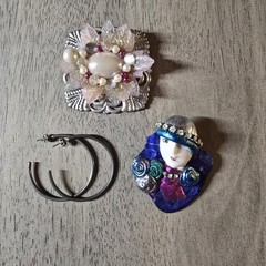 VINTAGE ASSORTED JEWELRY LOT / 24 Pieces