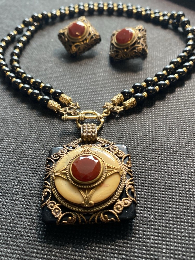 Vtg PATRICE Brass Carnelian Onyx Double Strand Bead Pendant Necklace Earring Set
