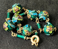 Vintage Champleve Bracelet Rich Green Floral Cloisonne Bead Chain Spring Clasp