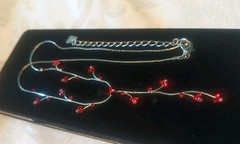 Vintage Cookie Lee Elegant 14″ Silver tone Red Rhinestone Branched 2″ Lariat
