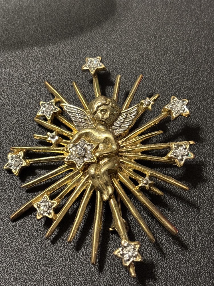 Large Starburst Angel Cherub Brooch