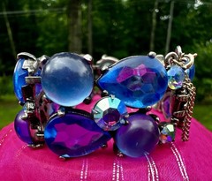 Vintage 7” Blue Rhinestone & Cabochon Stones Large Floral 5 Flowers Bracelet