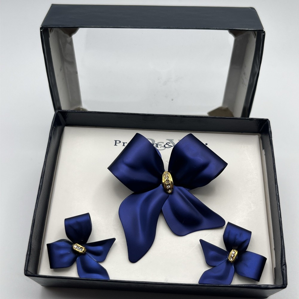 Tona Bow Brooch & Pierced Earrings Set Blue Clear Rhinestone