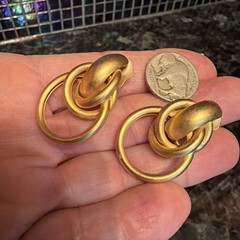 Vintage Erwin Pearl Signed Clip On Earrings Matte Gold Tone Modern Grad. Hoops A