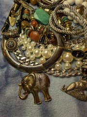 Lovely Vintage Jewelry Lot~ 1 Lb 14 oz See Photos!
