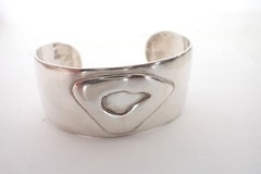 Vintage Modernist Sterling Silver Cuff Bracelet Abstract Bear Design Signed 30 G