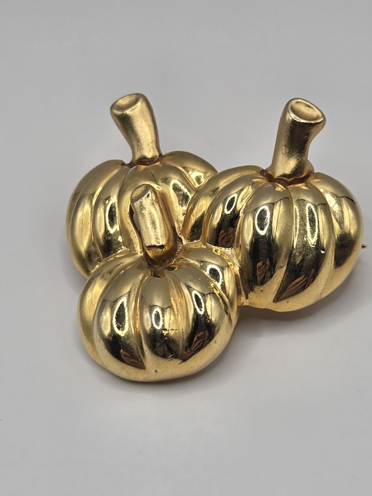 Vintage Gold-tone Trio Pumpkin Brooch Pin Halloween Fall