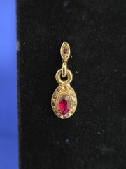 Vintage Gold Tone Oval Red Crystal Drop Dangle Earrings Jewelry