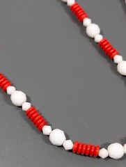 Vintage Red White Glass Stacked Disc Bead Necklace Nautical MCM Mod 32 in