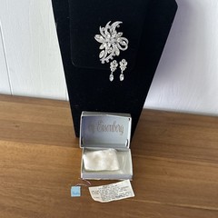 Vintage Eisenberg Ice Rhinestone Brooch Clip Earrings Set WITH BOX Jewelry