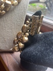 VINTAGE Carol Lee Chunky Faux Pearls Gold Necklace Bracelet Set Multi Strand