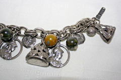 Vintage Signed CORO Silver Tone Wax Fob Seals Faux Coins Beads 7″ Charm Bracelet