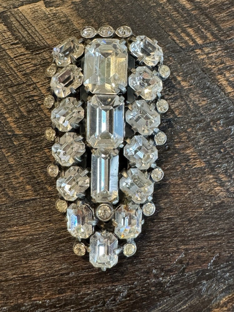 Fantastic Vintage Signed Eisenberg Original Art Deco Rhinestone Fur dress clip
