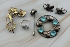 VINTAGE Jewelry Lot Sterling Silver UNIQUE Pieces Wear Resell Some Signed NICE