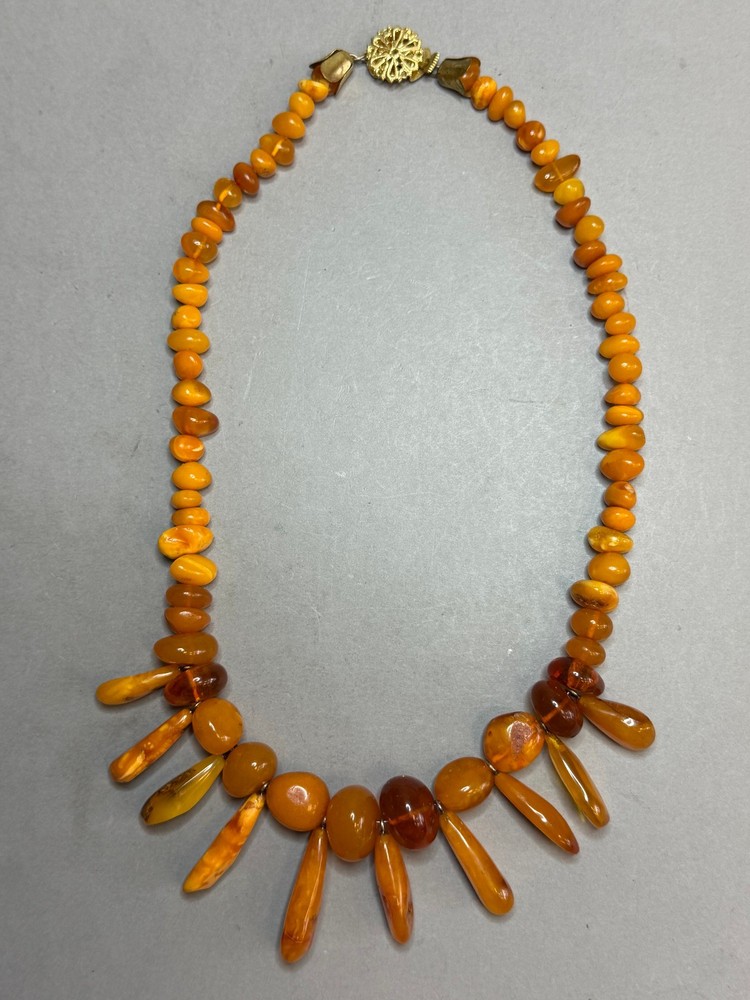 Vintage Baltic Amber Statement Necklace 46.9g Graduated Teeth Beads Cognac Honey
