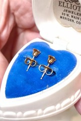 Beautiful Vintage 10 Kt. Yellow Gold Faceted Round Golden Citrine Stud Earrings