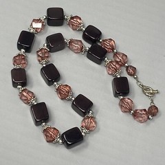 Glass Bead Necklace Mauve Square Cube Acrylic Faceted Spacer Silver Tone Caps 21