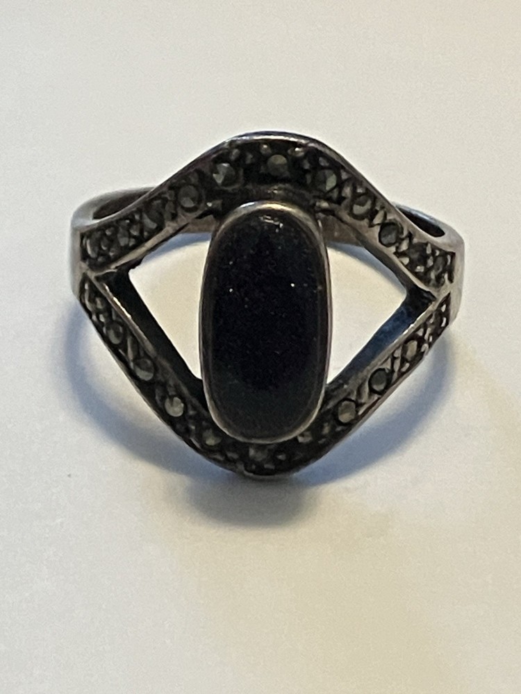 Sterling Silver Ring Marcasite 925 size 7, Black Sparkle center Art Deco 1980s