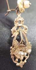Victorian Style Gold Tone Metal Imitation Pearl? Pierced Earring One Only Single