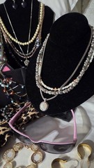 Grandma’s Estate; Jewelry, Trinkets, & Extra Fun Junk! Lot #89