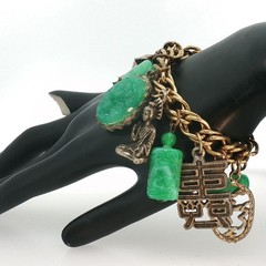 Vintage Gold Tone FOB Bracelet Green Carved Stone Jade‑Style Charms Asian Motif