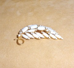 Beautiful D&E White Milk Glass Pin w/ Long, Thin Navettes by Juliana Jewelry