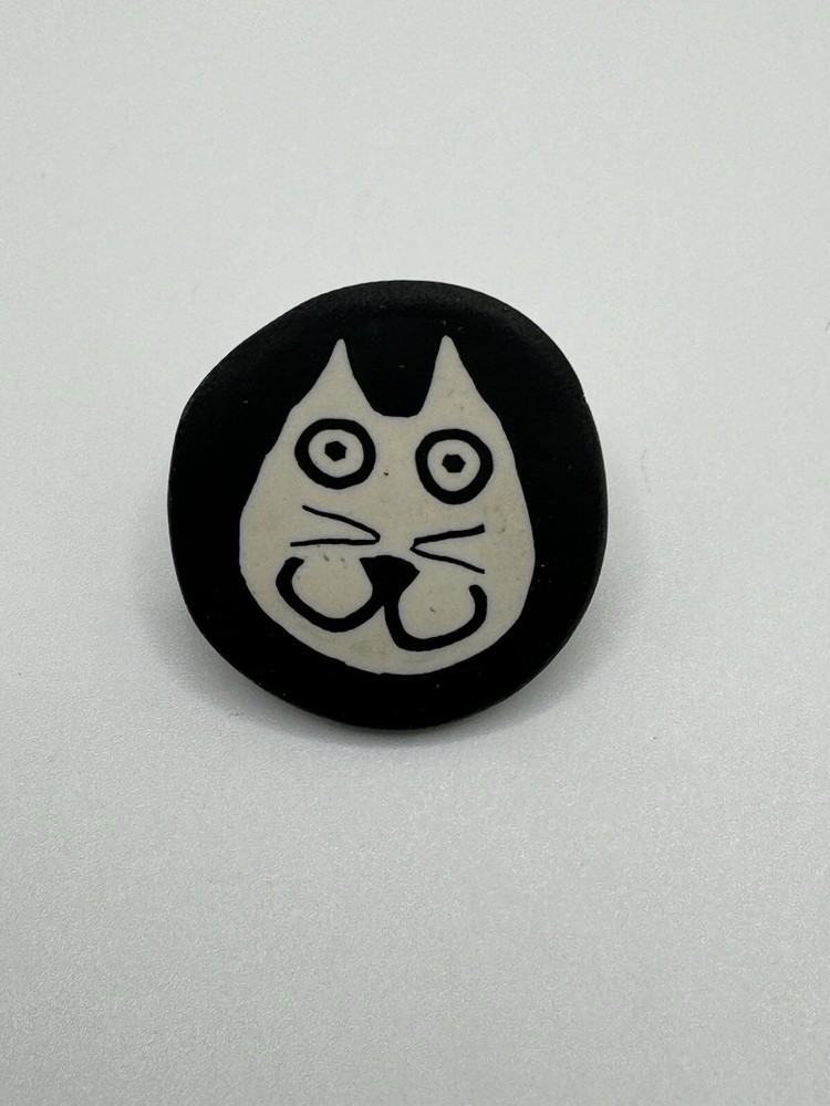 POLYMER CLAY HAPPY CAT FACE BROOCH VINTAGE