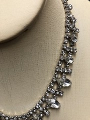 VINTAGE RHINESTONES MARQUISE AND ROUND SILVER TONE NECKLACE 15″