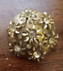 Vintage Barclay Daisy Cluster Rhinestone Clip On Gold Tone Earrings MCM Jewelry