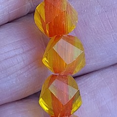 Vintage orange Yellow Faceted Art Glass Bead Bracelet 7″