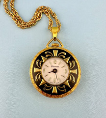 Vintage Lucerne Watch Pendant Necklace Gold Tone Floral Etched Ornate 24″ READ