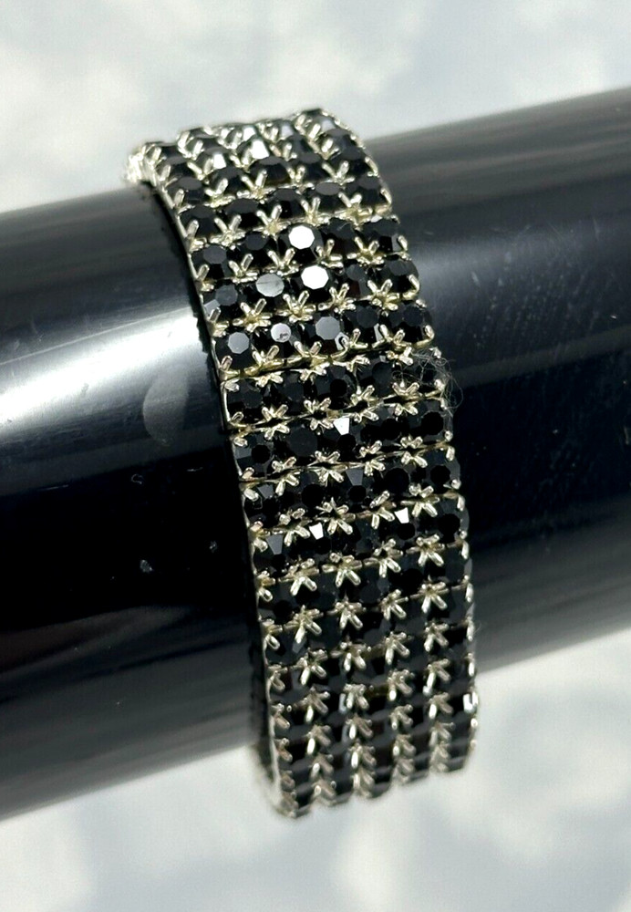 Bracelet Tiny Black Faceted Stones In Ornate Silver Tone Links Stretch Vintage