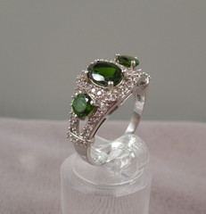 JTV Sterling Silver Chrome Diopside White Topaz Three Stone Ring NIB Sz 7