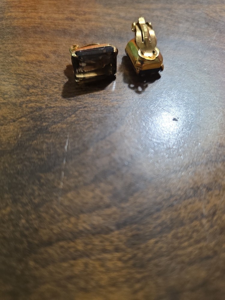 Winard Vintage 12kt Gold Filled Smokey Topez Clip On Earing