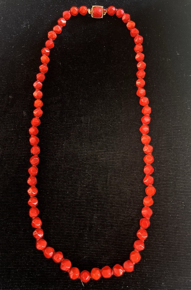 vintage red faceted glass bead necklace opaque scarlet red bicone-shaped beads