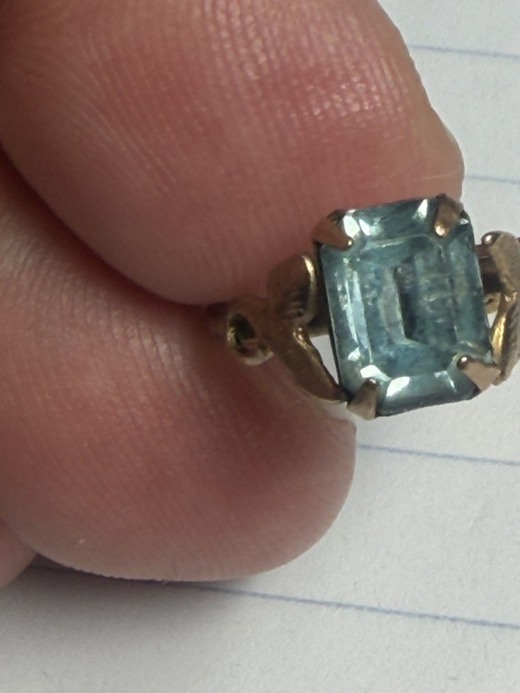 Vintage Woman’s R10k Ring