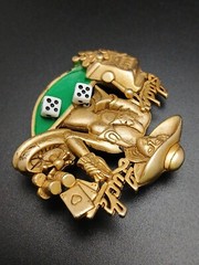 AJC vintage “LADY LUCK” gold tone 3D intricate details brooch