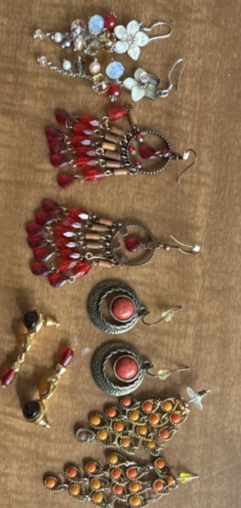 Mixed Lot of 5 Pairs reds orange Women’s Fashion Earrings Glass Plastic Metal