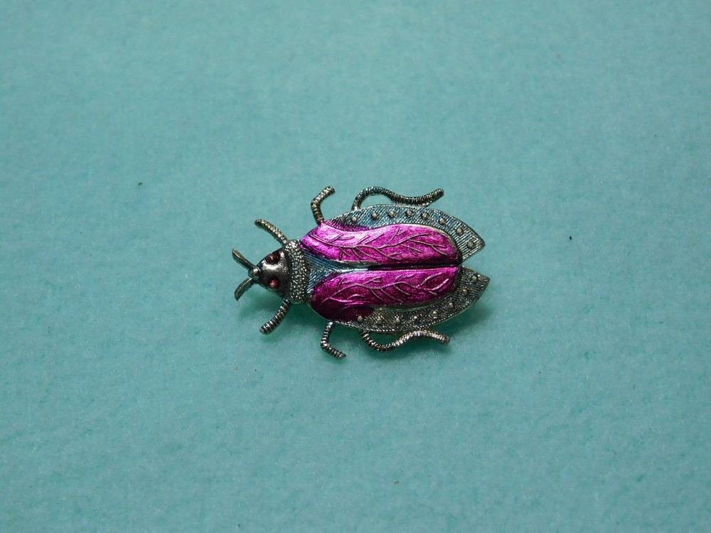 Vintage 1.25″ Purple and Silver Tone Bug Brooch in Very Good Condition