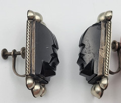 Vtg Mexico Silver Carved Onyx Tribal Mask Earrings Screw Back 1.25″