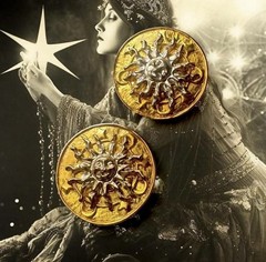ULTRA RARE VINTAGE SOLAR RELIC CLIP-ON EARRINGS 1970s–1980s One of a kind unique