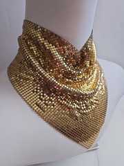 Vtg 1970’s 80s Gold Tone Mesh Cowl Bib Necklace Small