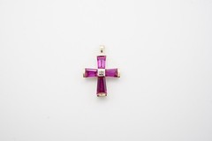 Vintage 10k Yellow Gold Ruby Cross Pendant. (4) Tapered Baguettes