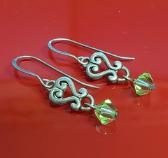 VTG 925 Green Bicone Crystal Earrings 1.25in Drop Sterling Silver Heart Scroll